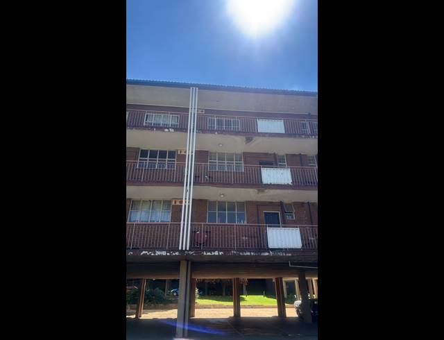 2 bed property to rent in HAMBERG